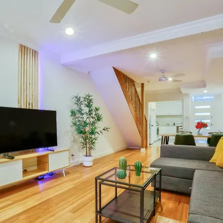 Vibrant 3 Bedroom House Darlinghurst 2 E-Bikes Included Sydney Exterior photo
